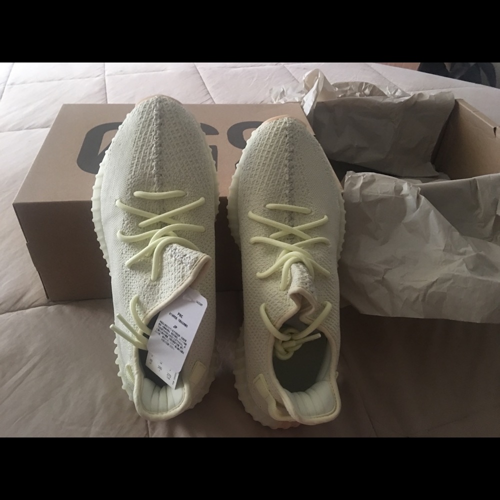 Adidas YEEZY Boost 350 V2 size 10